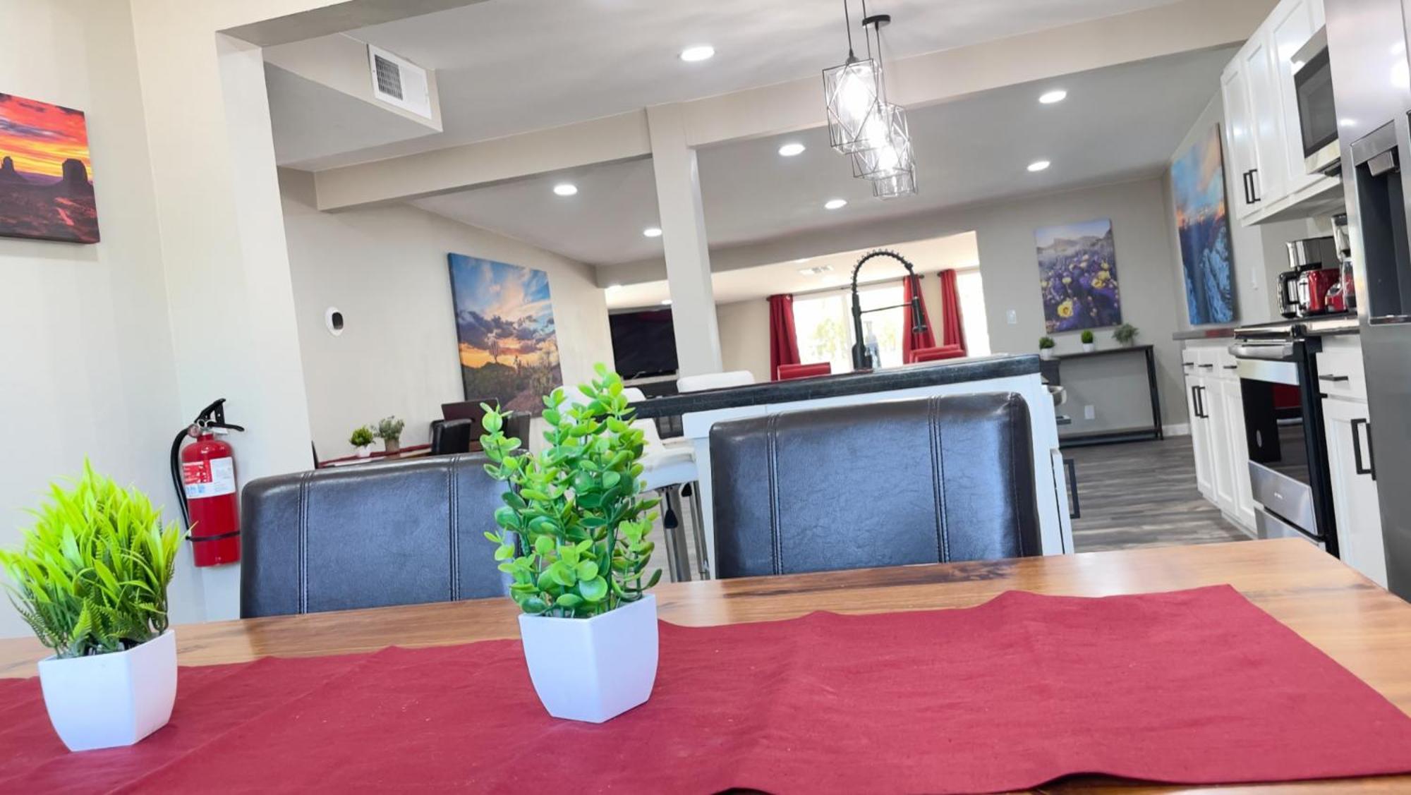 Private Home - Heated Pool, Billiards, Darts, Foosball, Fireplace, 5 Smart Tvs, Bbq, Cotton Bedding - The Saguaro Sanctuary, Pool Heat Optional توسن المظهر الخارجي الصورة