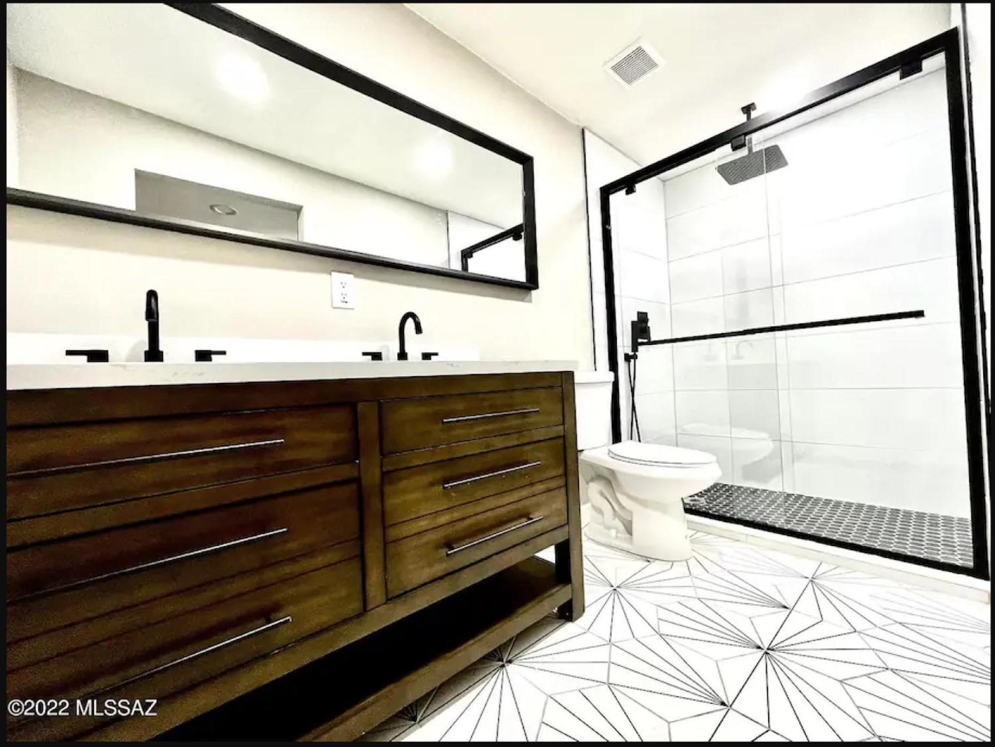 Private Home - Heated Pool, Billiards, Darts, Foosball, Fireplace, 5 Smart Tvs, Bbq, Cotton Bedding - The Saguaro Sanctuary, Pool Heat Optional توسن المظهر الخارجي الصورة